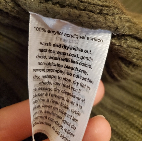 Tommy Hilfiger army green cable knit sweater. Slightly cropped. Size L. Acrylic. - Picture 10 of 10